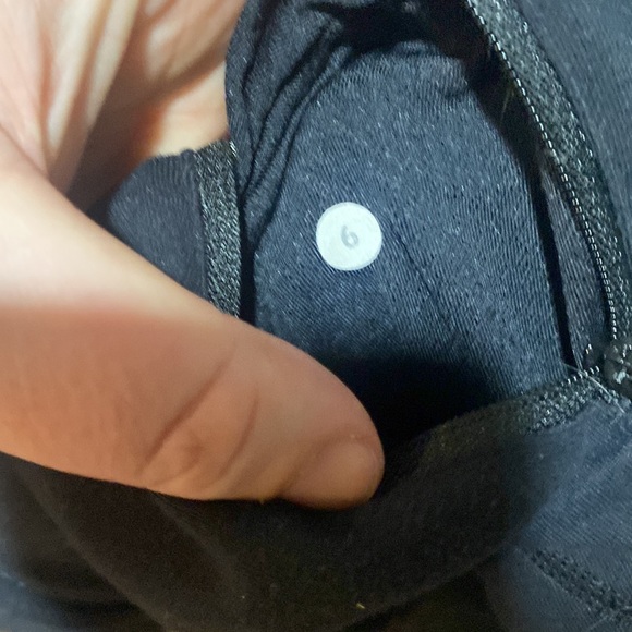 Lululemon jacket - Picture 4 of 4